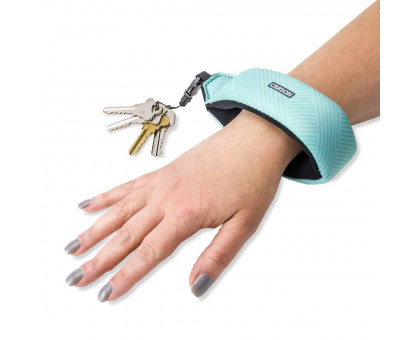 Floating Wrist Strap with Lighweight Foam Core Technology