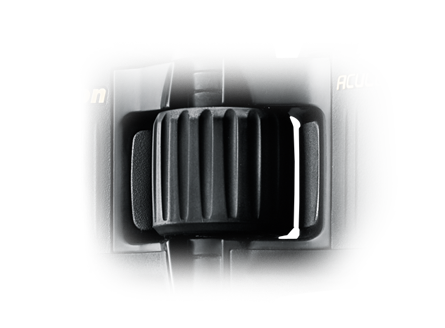 Smooth Central Focus Knob